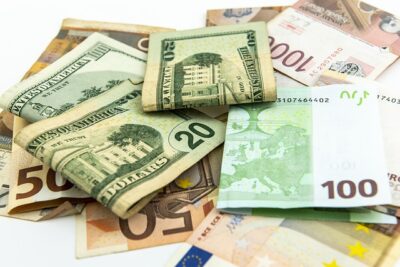 Indian rupee slips down against US dollar, UAE